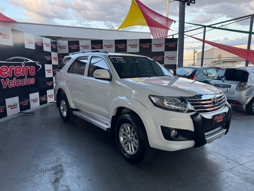 Toyota Hilux SW4 2.7 Sr 5l 4x2 Flex 5p
