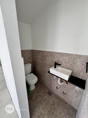 Casa 3 Dormitorios - Jujuy 2400 - Pichincha Rosario | Venta