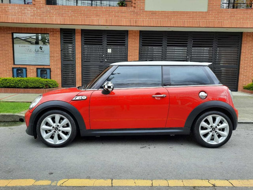 Mini Cooper 2011 1.6 R56 S Coupe 175 Hp