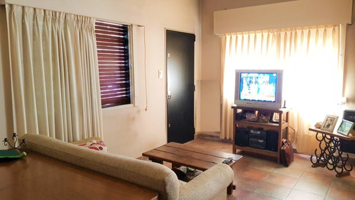 Excelente Duplex En Refac A Nuevo En Venta, Prop Retasada