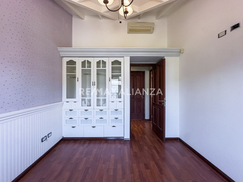 Casa 7 Ambientes En Venta Canning Apta Crédito