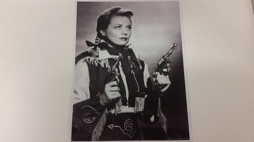 Afiche Serie Annie Oakley Blanco Y Negro