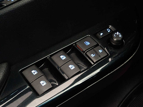 Imagem 11 de 14 de Hilux 2.8 Srx 4x4 Cd A Diesel 2020