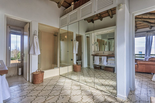 Casa En Alquiler Por Temporada De 4 Dormitorios En José Ignacio (ref: Est-65)