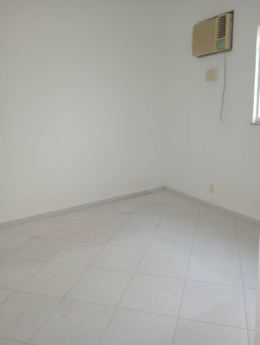 Imagem 14 de 15 de Excente Casa Frente De Rua Vazia Com 03 Suite -vaga E Terraço - Quintino - Aec3069
