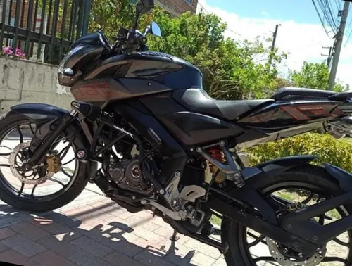 Bajaj Pulsar Ns 160 Fi, Honda, Yamaha.