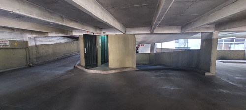 Imagen 2 de 8 de Cochera Fija Cubierta En Recoleta 12,9m2