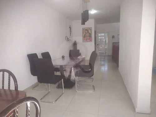 Casa En Venta En La Piedrera
