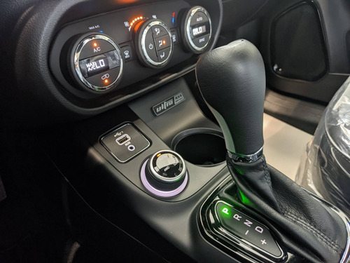 Imagem 9 de 11 de Fiat Toro 2.0 16v Turbo Diesel Ultra 4wd At9