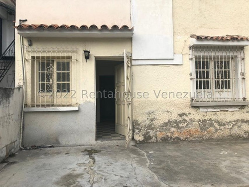 Imagen 2 de 13 de Casa En Venta