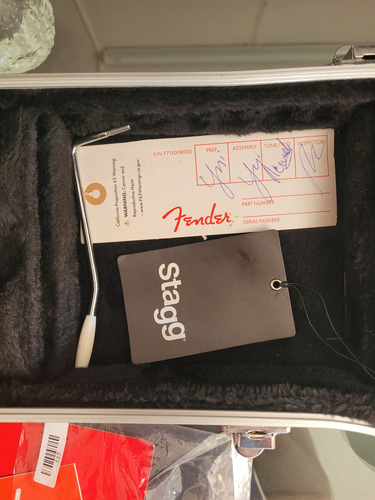 Fender Player Stratocaster Sss Mex. 2021 Zerada C/ Hard Case (Usado)