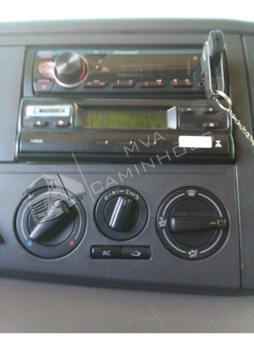 Imagem 13 de 15 de Caminhão Volkswagen Constellation 25-420 6x2t