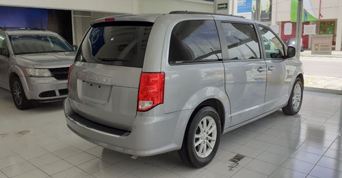 Imagen 4 de 15 de Dodge Grand Caravan 2018 3.6 Sxt At