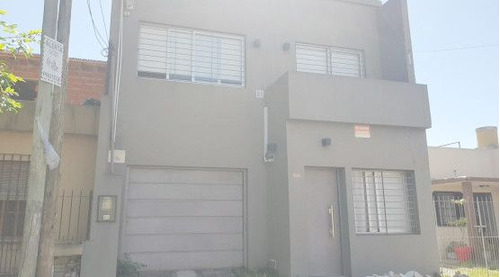 Casa En Venta En Berazategui