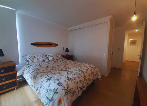 Departamento En Venta De 4 Dorm. En Papudo