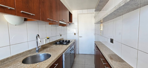 Cirujano Guzmán, Amplio 2 Dormitorios, 2 Baños, Bodega