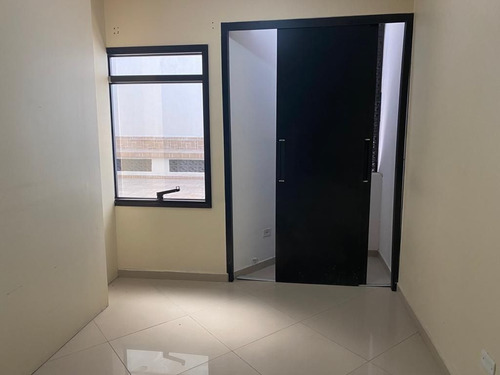 Imagem 6 de 12 de Excelente Sala Comercial No Centro - Sa0073