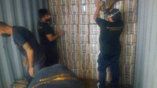 Imagem 2 de 5 de Serviços De Carga, Descarga E Arrumação