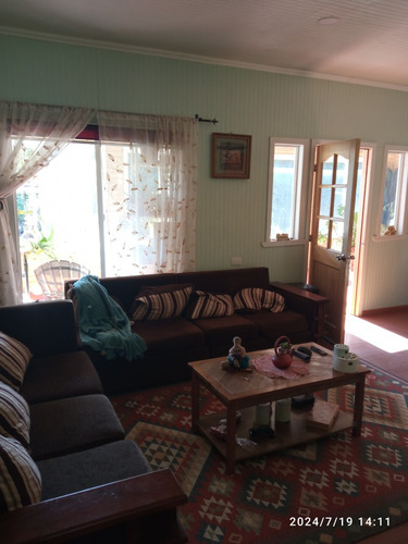 Hermosa Casa De 160 Mt2 En Terreno De 5.250 Mt2 Ancud Chiloé
