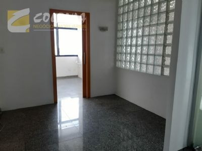 Imagem 1 de 21 de Comercial - Ref: 42717