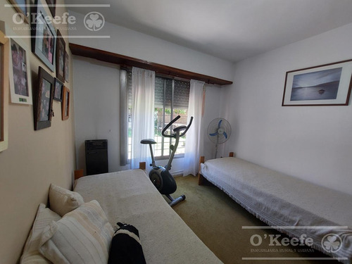 Imagen 9 de 30 de Casa - Quilmes Oeste 4 Amb Jardín Pileta Quincho Garage Dos Autos Con Financiación!