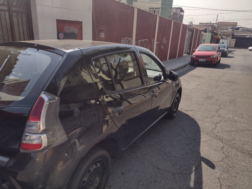 Imagem 7 de 10 de Renault Sandero 2014 1.0 16v Expression Hi-flex 5p