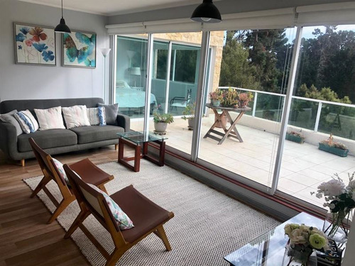 Departamento En Venta De 4 Dorm. En Santo Domingo