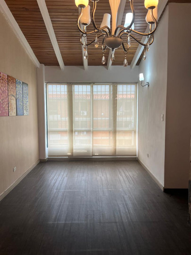 Apartamento En Venta En Jardines De Castillejo, Guatire