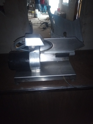 Heladera Mostrador Muy Buena Maquina De Cortar Fiambre 300