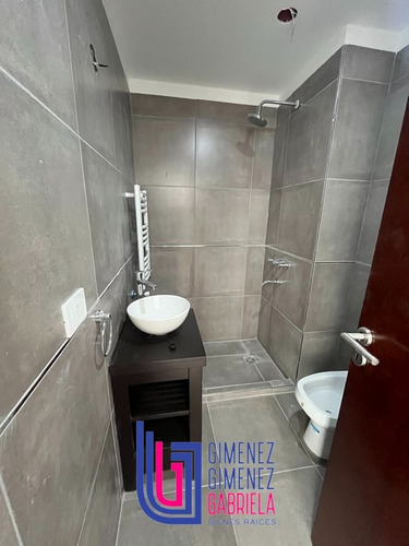 Venta De Departamento Dos Dormitorios Calle 54 E/ 23 Y 24