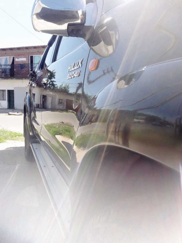 Toyota Hilux 3.0 Cd Sr 171cv 4x2 - B3 2014