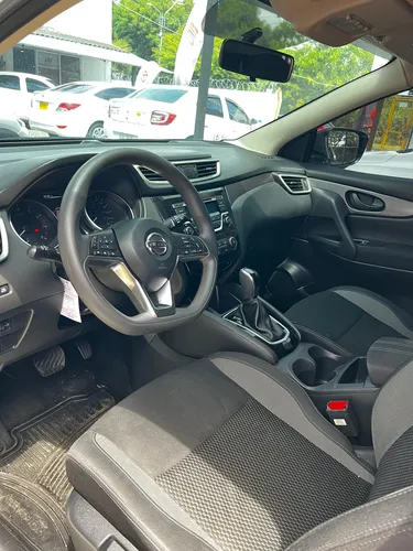 Nissan Qashqai Sense Tp 2000cc 4x2 2ab Abs