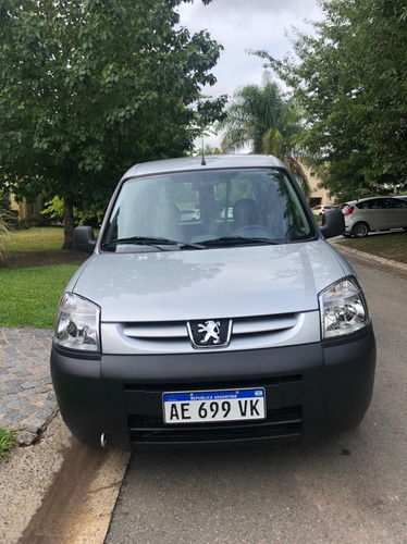 Peugeot Partner 2021 1.6 Hdi Furgon Confort 92 5as