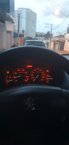 Peugeot 206 2004 1.0 16v Sensation 3p