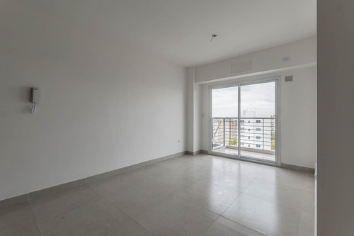 Venta Caseros Centro Departamento 2 Ambientes A Estrenar