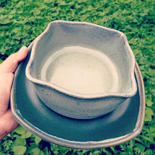 Imagen 1 de 1 de Sopera De Gres Con Plato