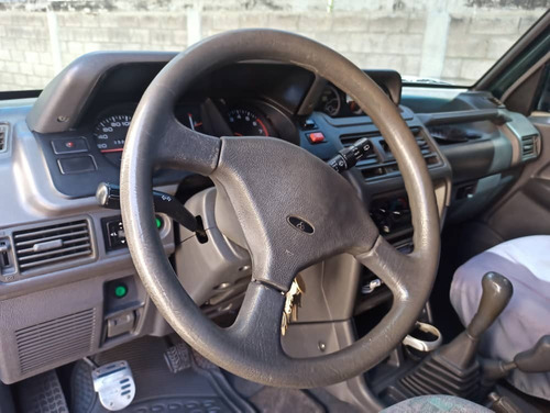 Imagen 5 de 6 de Mitsubishi Montero Dakar