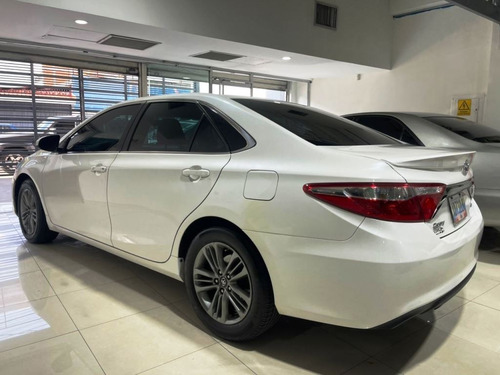 Imagen 6 de 12 de Toyota Camry Se 2017 Automático
