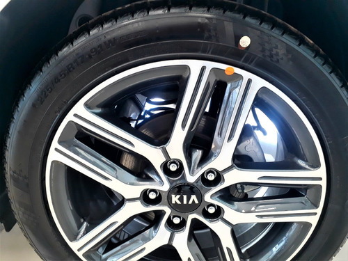 Kía Cerato Sedán Ex 2.0 4p A/t Gt Line Oferta !