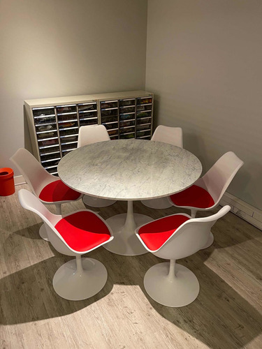 Mesa Comedor Tulip 100 Cmts Mármol Carrara / Kubus