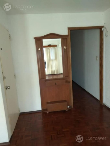 Lindo, Al Frente, Buen Punto C/servicios, G.c: $ 3000