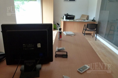 Imagen 11 de 17 de Galpon A La Venta Con Renta Sobre Avenida Dreyer Al 4500
