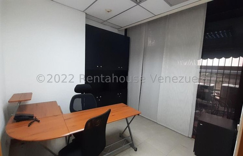 Imagen 8 de 18 de Oficina En Alquiler Prados Del Este 22-23151 Renta House Los Samanes