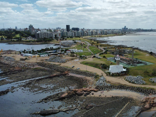 Venta Padron Para Desarrollo O Inversores En Punta Carretas