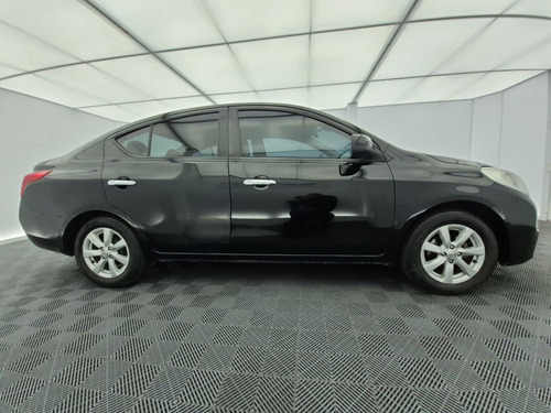Nissan Versa 1.6 Advance