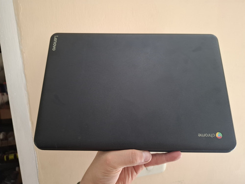 Laptop Lenovo N42 Pantalla 14 Pulgadas Hd 4gb Ram Windows 11 (Usado)