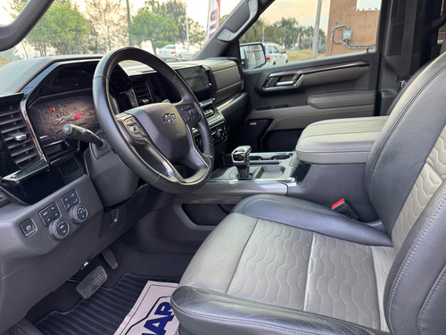 Chevrolet Cheyenne 6.2 Doble Cab Zr2 4X4 At