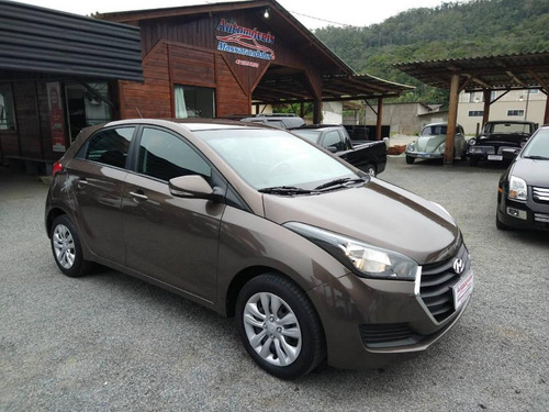 Imagem 3 de 15 de Hyundai Hb20 Confort 1.0 12v 2018 Flex Completot