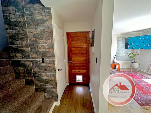 Amplia Casa En Venta 4d/3b Con Piscina En Valle Lo Campino