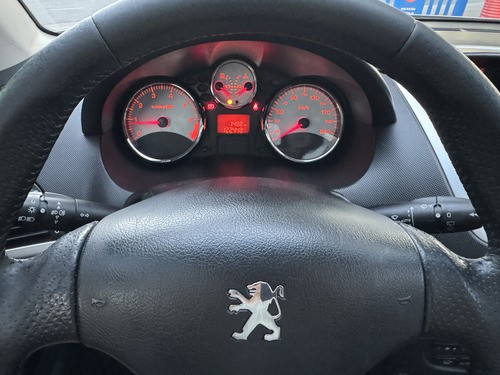 Peugeot 207 1.6 Feline 106cv
